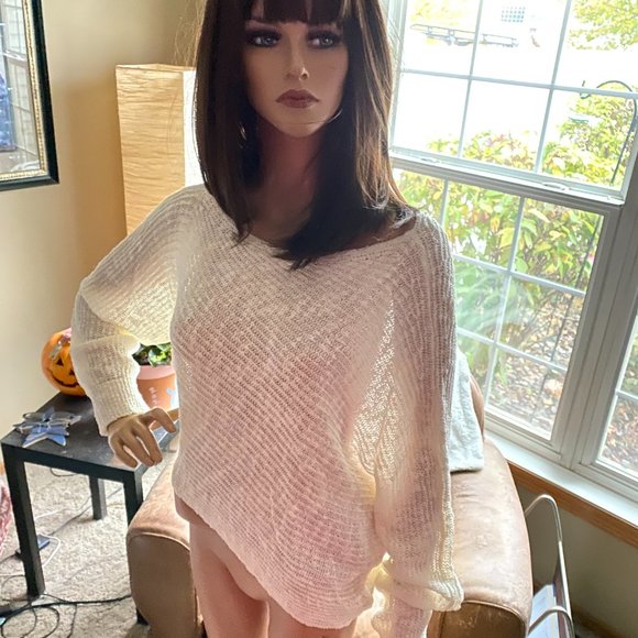 ~Posh Love Ivory High~Low Sweater~S/M~NWT's - Picture 9 of 11